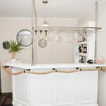 Platinium House Ex Royal House *