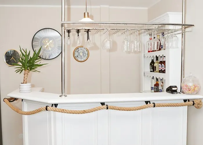 Platinium House Ex Royal House *